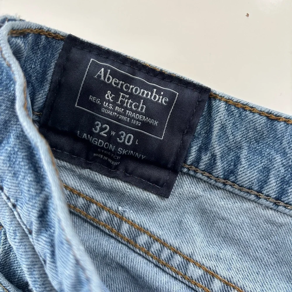 Abercrombie & Fitch abercrombie fitch